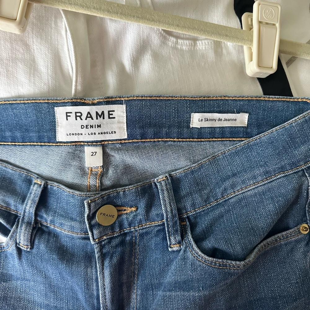 Frame Le Skinny de Jeanne Ripped Distressed Crop Jeans - Picture 6 of 7